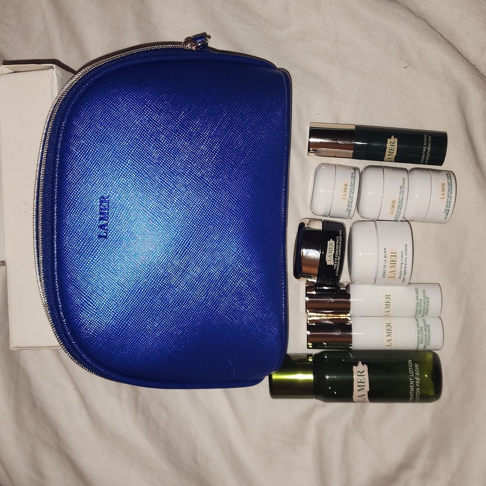 10 LA MER minis plus makeup bag. New